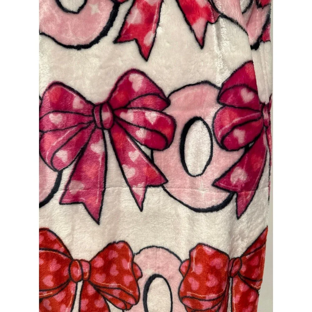 Viral Betsey Johnson Pink Bow XOXO Blanket
